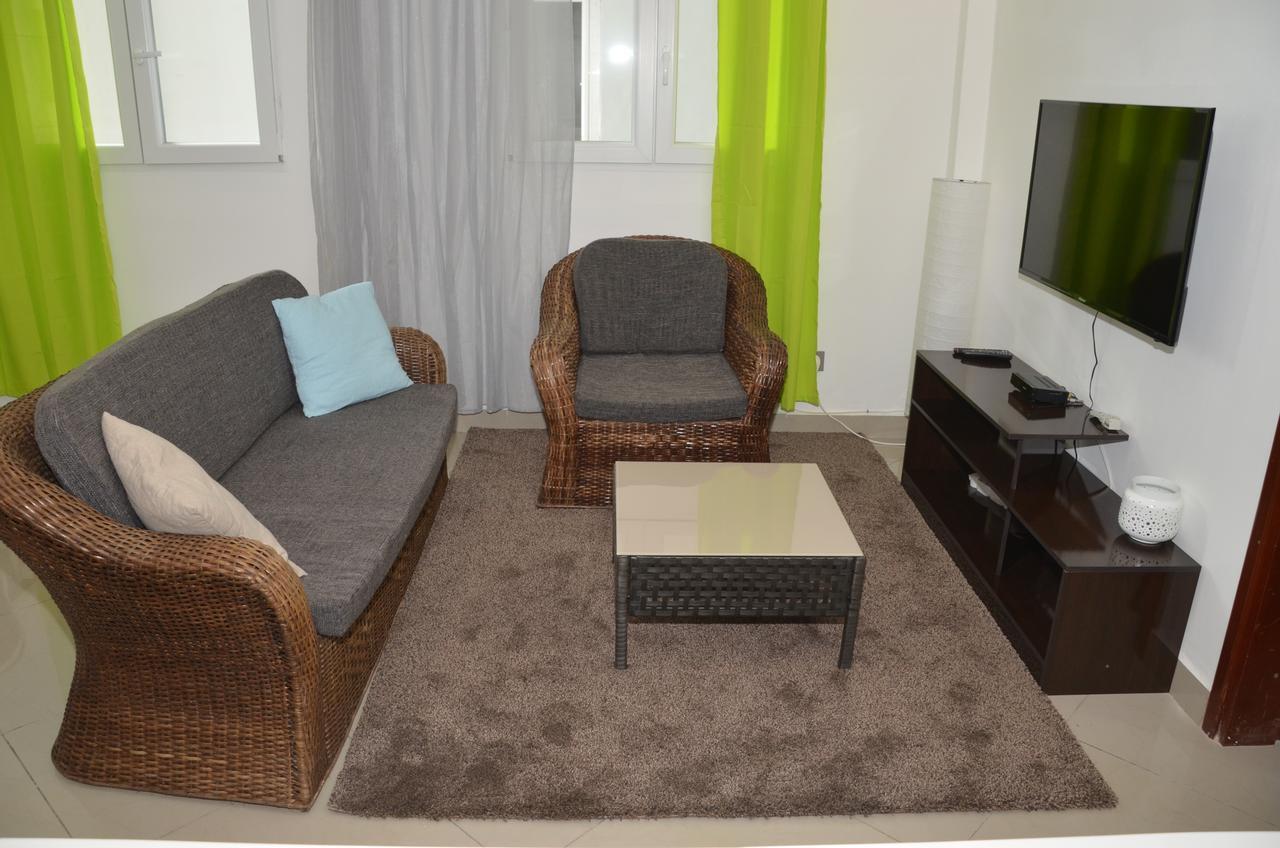 Le Buffle Noir Appart D'Hotes Douala Eksteriør bilde