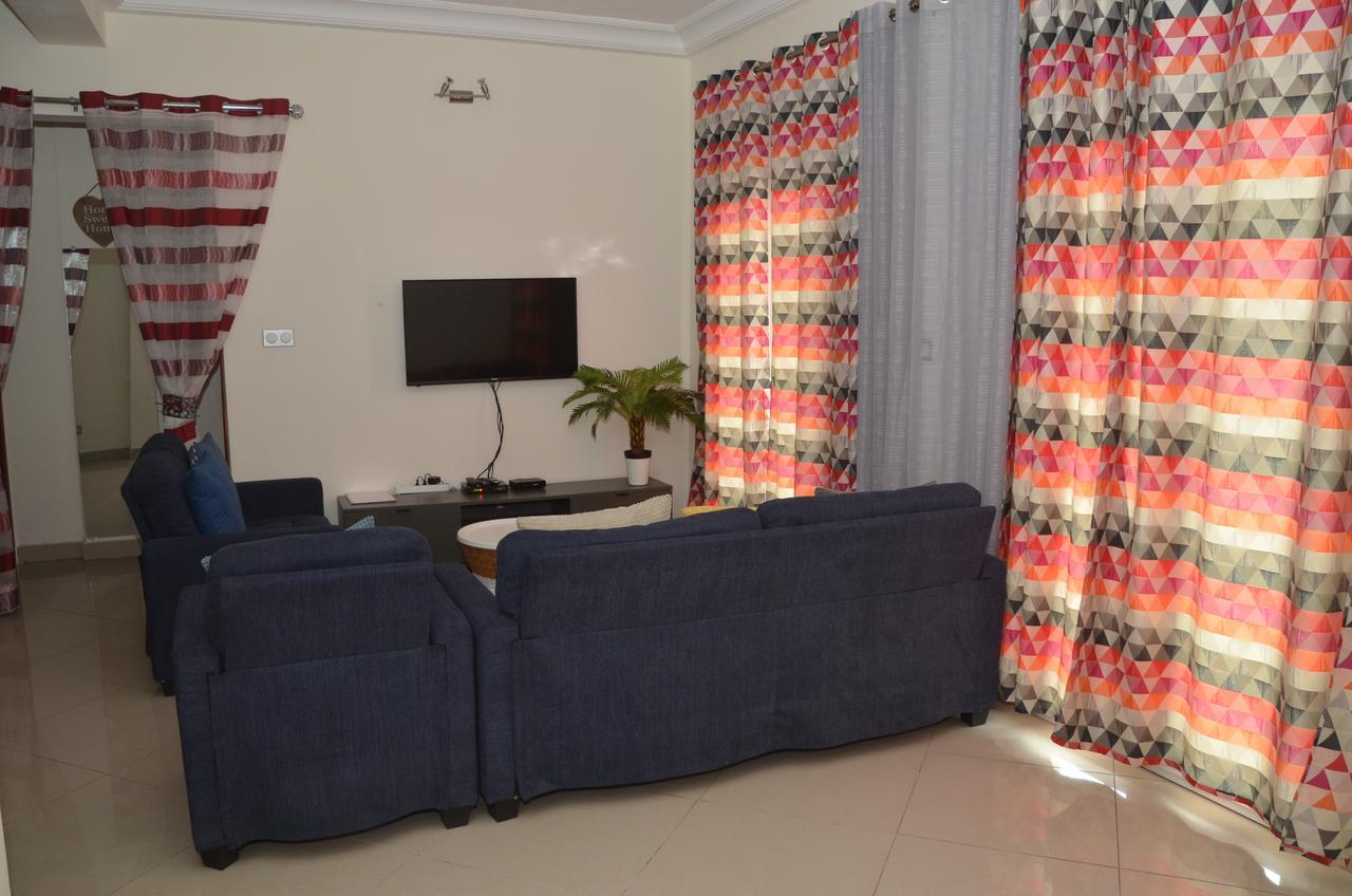 Le Buffle Noir Appart D'Hotes Douala Eksteriør bilde