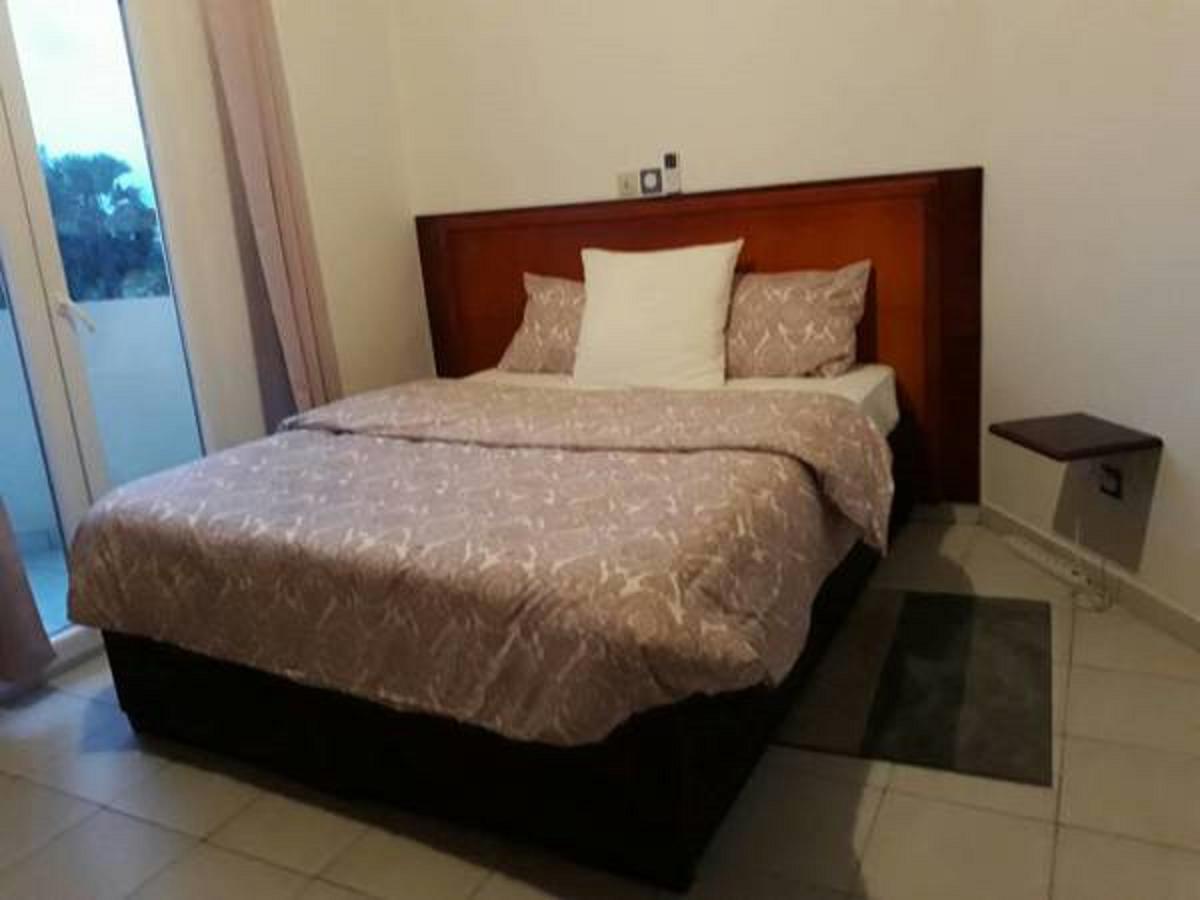Le Buffle Noir Appart D'Hotes Douala Eksteriør bilde
